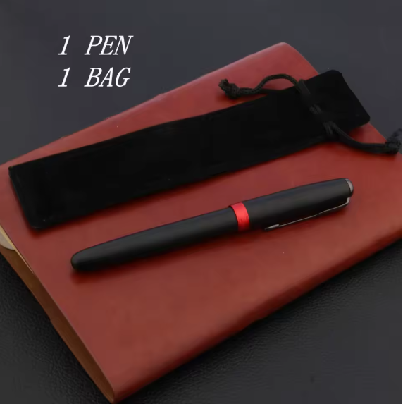 Pluma Estilográfica de Lujo con Diseño Ajedrezado – Punta de Acero Negro, Escritura Elegante y Precisa