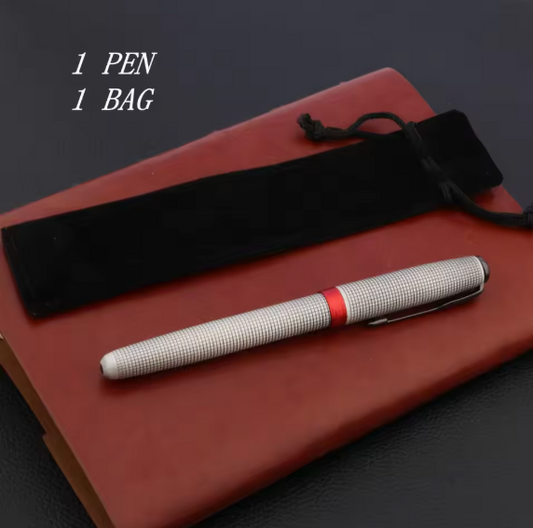 Pluma Estilográfica de Lujo con Diseño Ajedrezado – Punta de Acero Negro, Escritura Elegante y Precisa